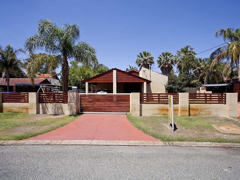 11 McLeish Place, Thornlie WA 6108