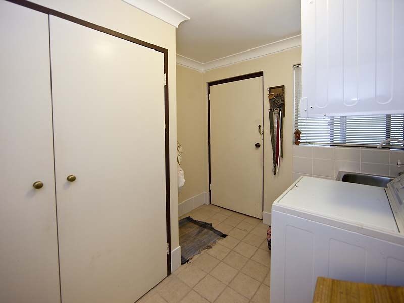 11 McLeish Place, Thornlie WA 6108