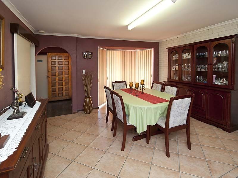 1 Hargrave Drive, Thornlie WA 6108