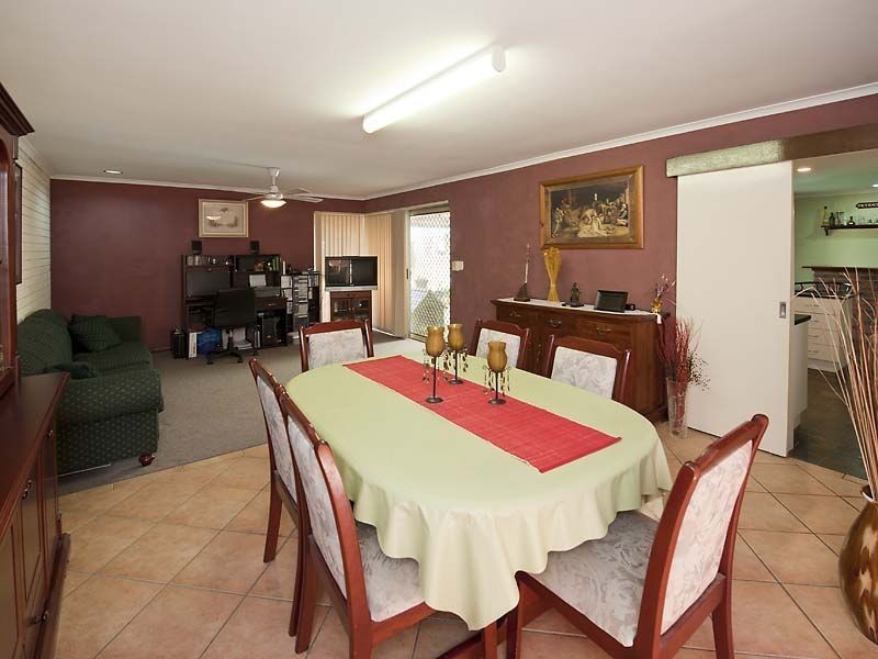 1 Hargrave Drive, Thornlie WA 6108