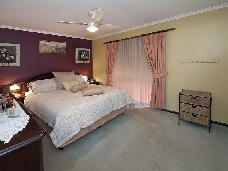 1 Hargrave Drive, Thornlie WA 6108