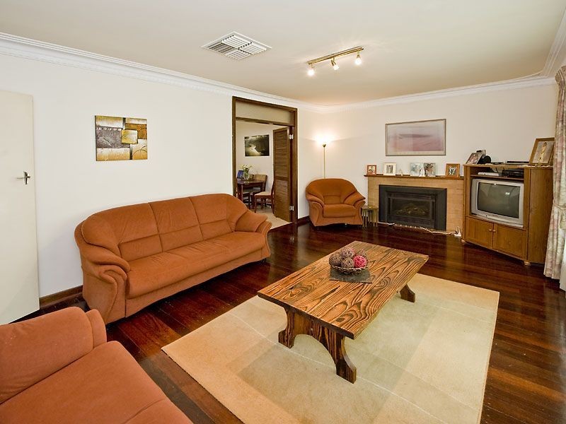 54 Virginia Avenue, Maddington WA 6109