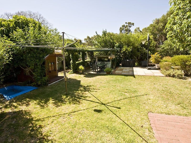 54 Virginia Avenue, Maddington WA 6109