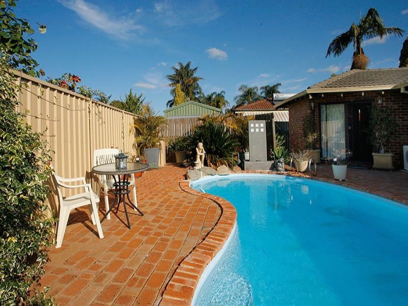 2 Crown Court, Thornlie WA 6108