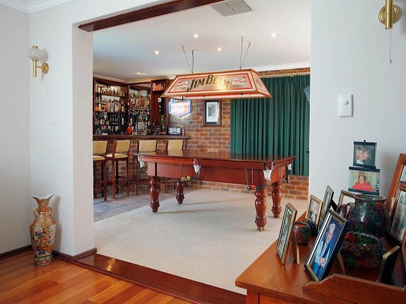 2 Crown Court, Thornlie WA 6108