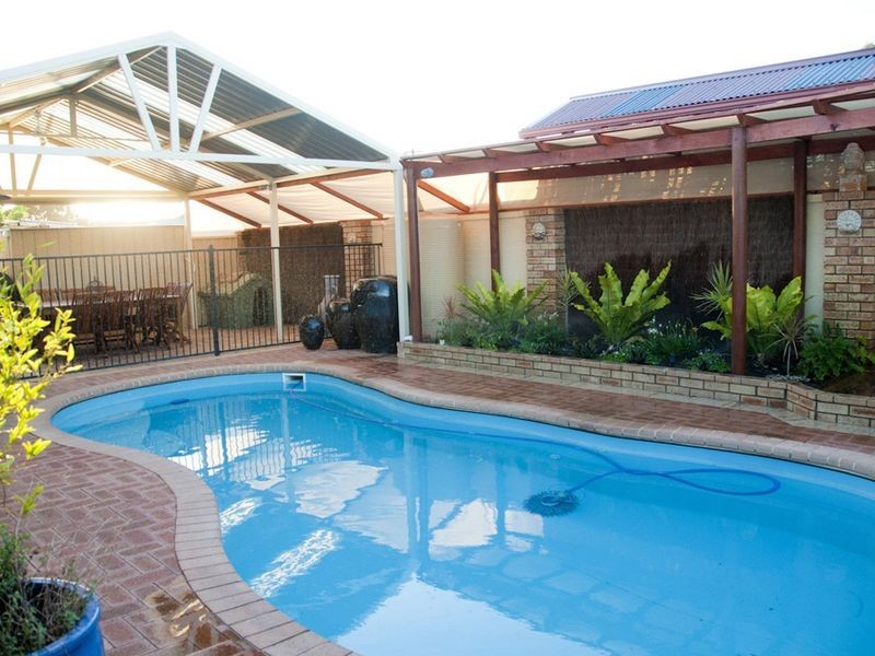 21 Rosemary Court, Huntingdale WA 6110