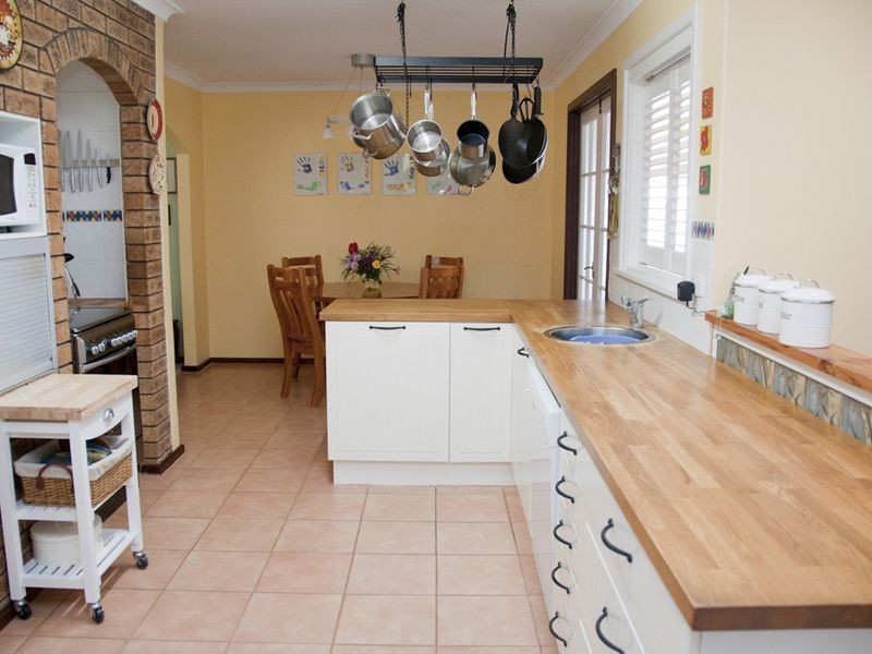 21 Rosemary Court, Huntingdale WA 6110