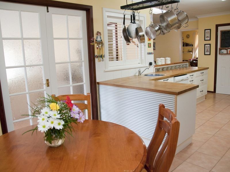 21 Rosemary Court, Huntingdale WA 6110