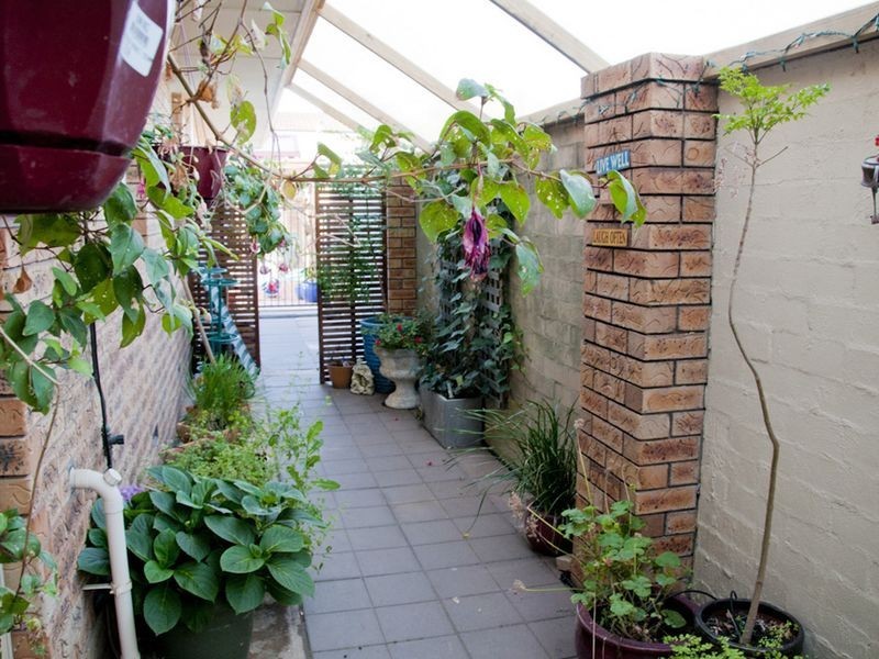 21 Rosemary Court, Huntingdale WA 6110