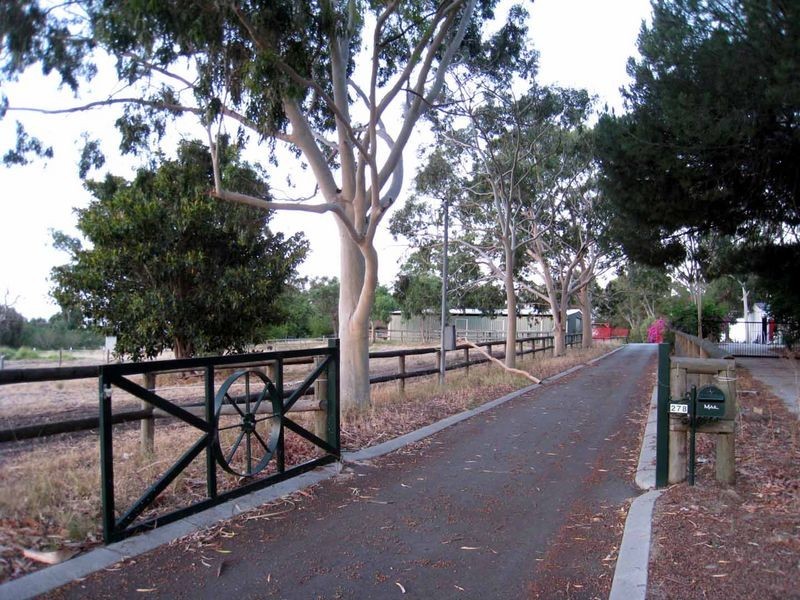 358 Bickley Road, Kenwick WA 6107