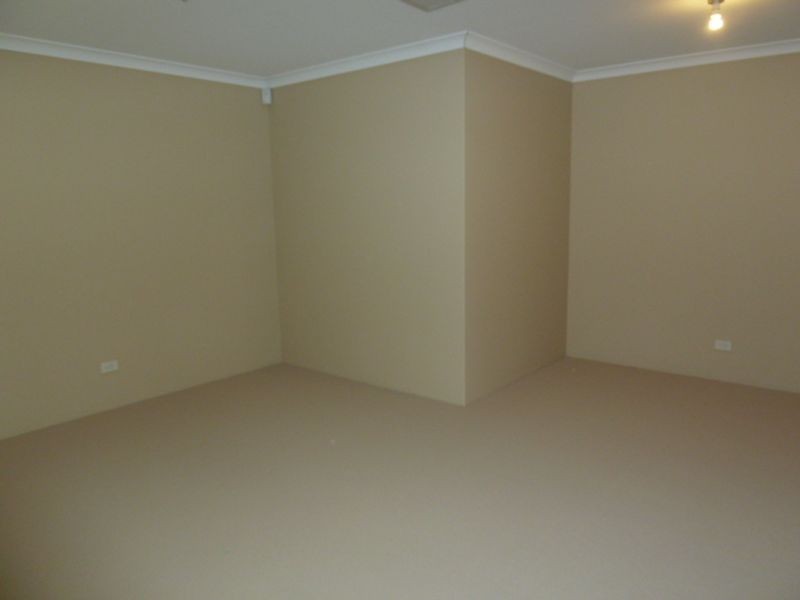 5 Winton Crescent, High Wycombe WA 6057