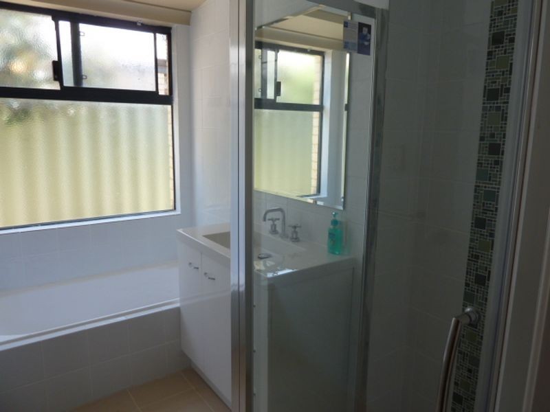 5 Winton Crescent, High Wycombe WA 6057