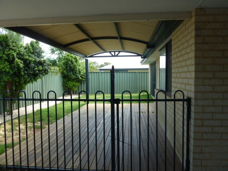 5 Winton Crescent, High Wycombe WA 6057