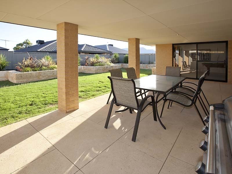 43 Princeton Circuit, Aubin Grove WA 6164