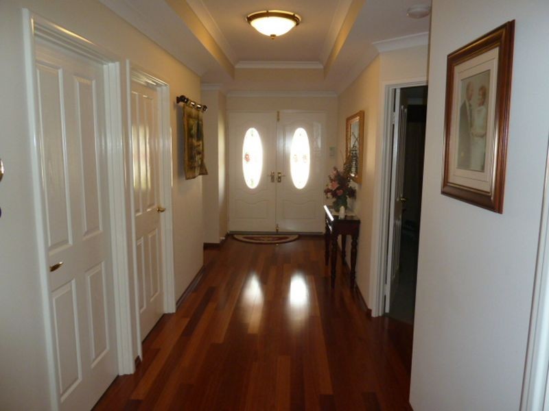 8 Emmet Parkway, Canning Vale WA 6155