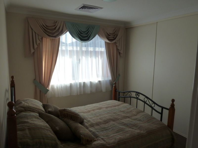 8 Emmet Parkway, Canning Vale WA 6155