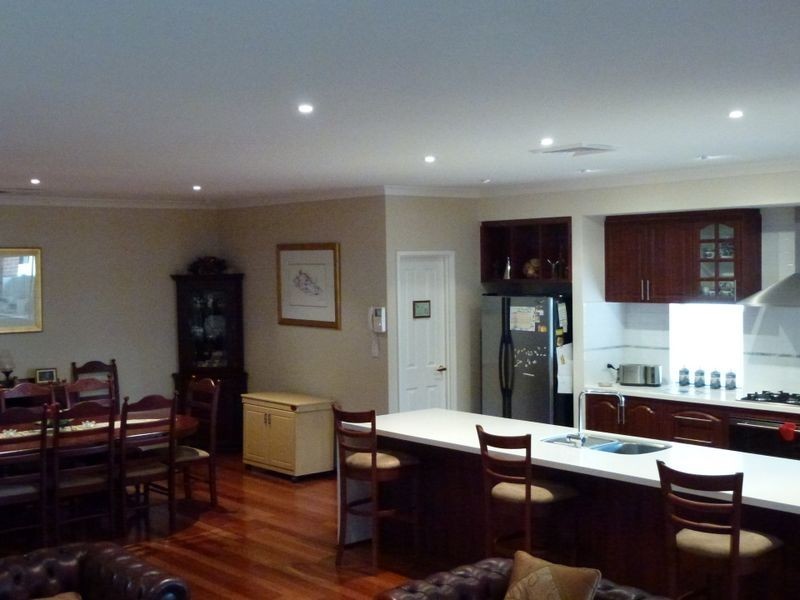 8 Emmet Parkway, Canning Vale WA 6155