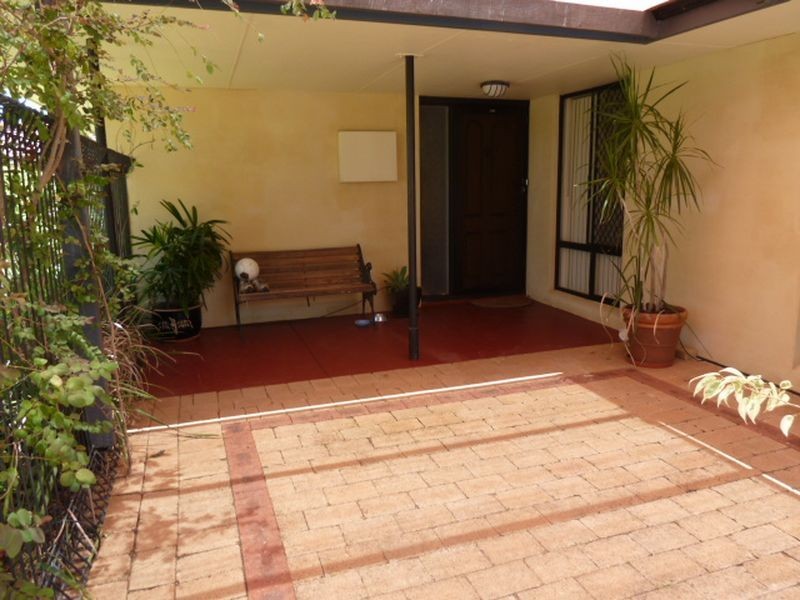 42 Helena Crescent, Thornlie WA 6108