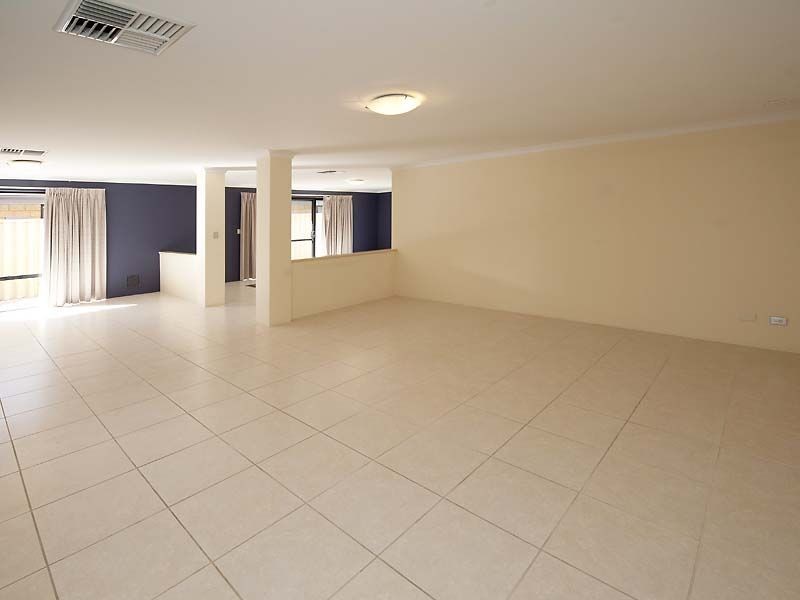 3 Casablanca Avenue, Southern River WA 6110