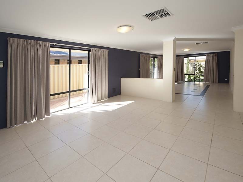 3 Casablanca Avenue, Southern River WA 6110