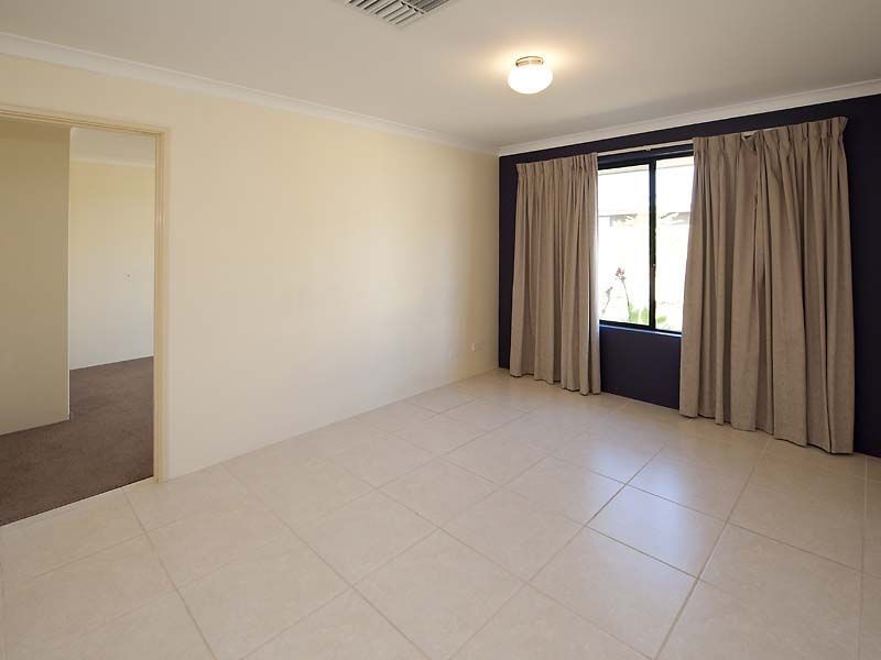 3 Casablanca Avenue, Southern River WA 6110