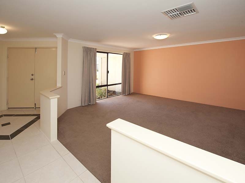 3 Casablanca Avenue, Southern River WA 6110