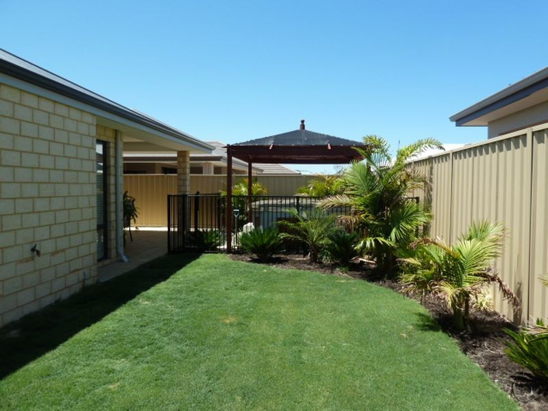 34 Granada Loop, Canning Vale WA 6155