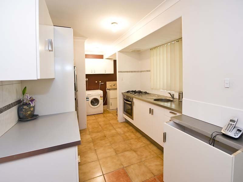 4 Isaacs Court, Huntingdale WA 6110