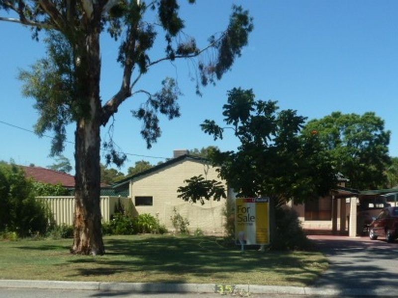 35 Kelton Way, Thornlie WA 6108