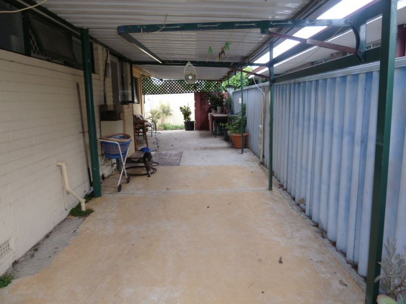 35 Kelton Way, Thornlie WA 6108