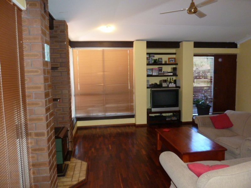 29 Jacobsen Way, Thornlie WA 6108