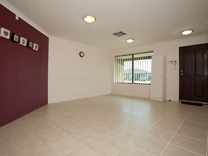 37 Serpentine Meander, Gosnells WA 6110