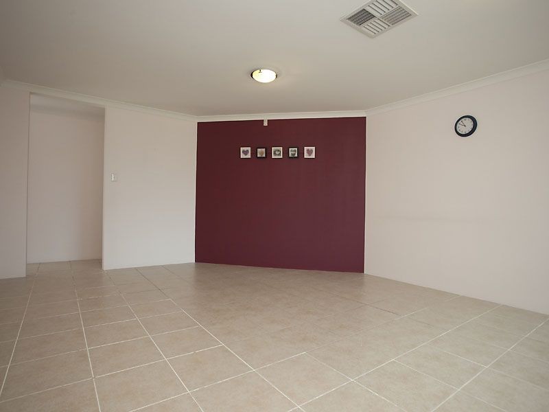 37 Serpentine Meander, Gosnells WA 6110