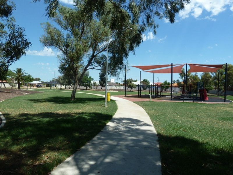 12 Avila Place, Kenwick WA 6107