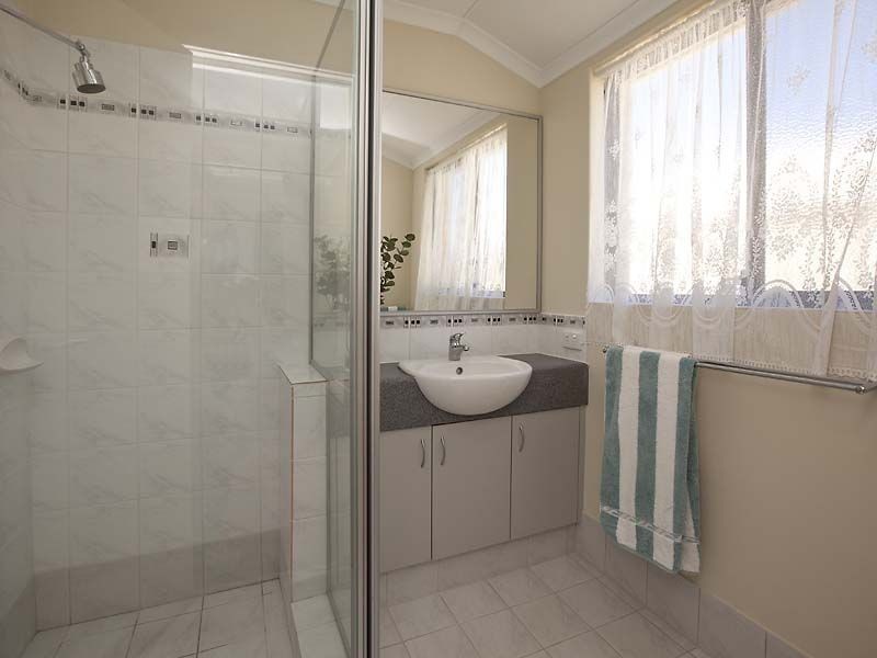 9 Ashford Road, High Wycombe WA 6057