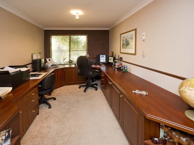 34 Livingstone Drive, Canning Vale WA 6155