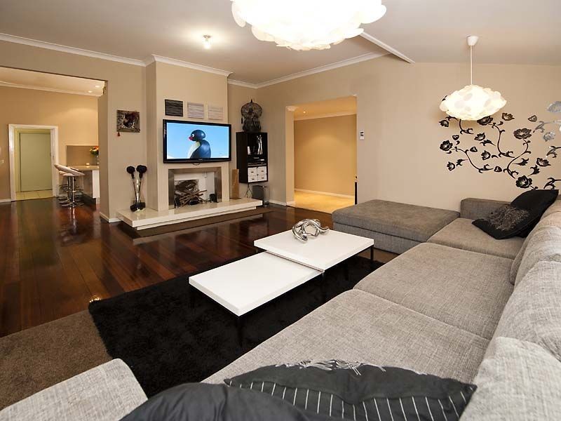 4 Jana Road, Thornlie WA 6108