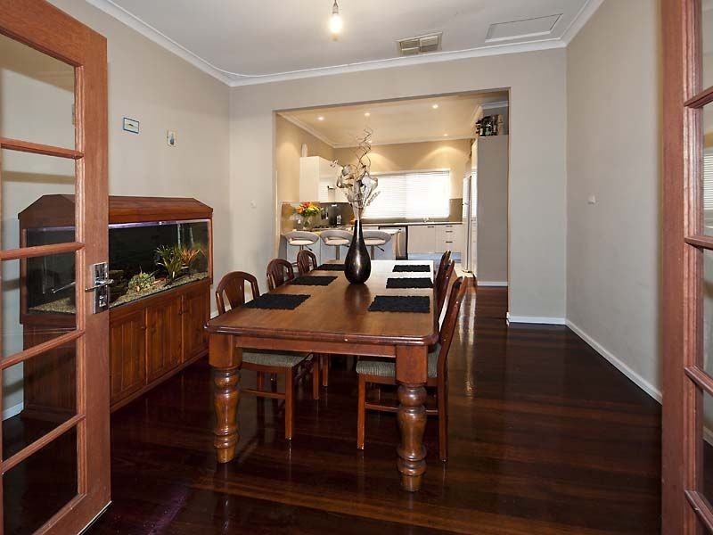 4 Jana Road, Thornlie WA 6108