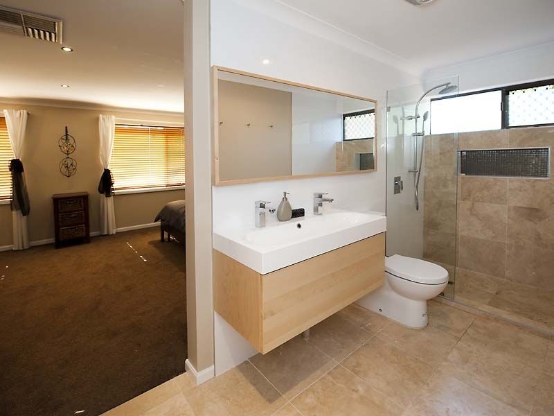 4 Jana Road, Thornlie WA 6108