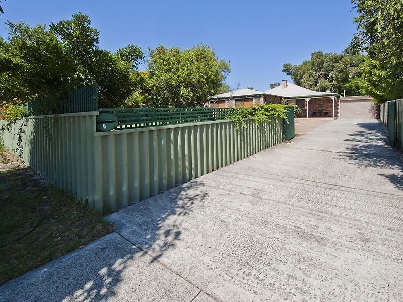 4 Jana Road, Thornlie WA 6108