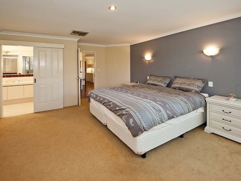 6 Nutbush Court, Thornlie WA 6108