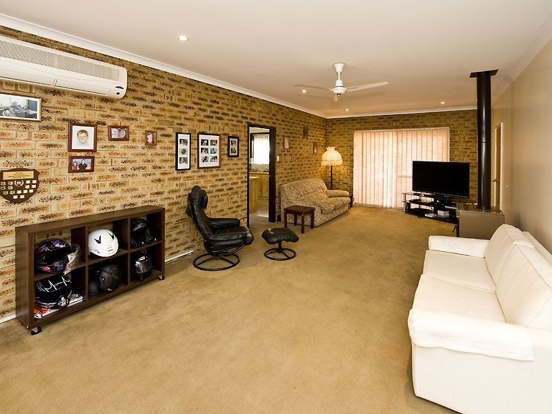 193 Grove Road, Lesmurdie WA 6076