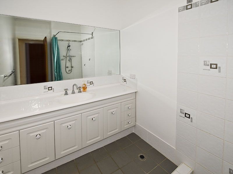 193 Grove Road, Lesmurdie WA 6076