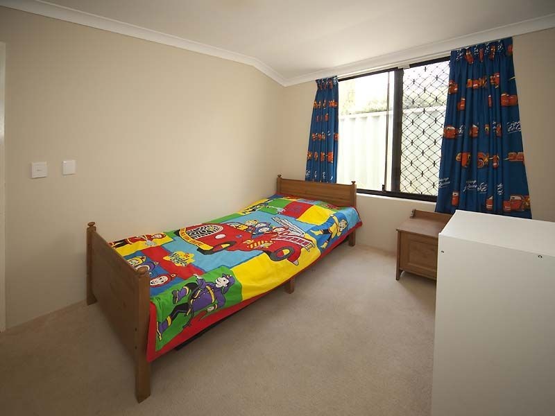 152 Southacre Drive, Canning Vale WA 6155