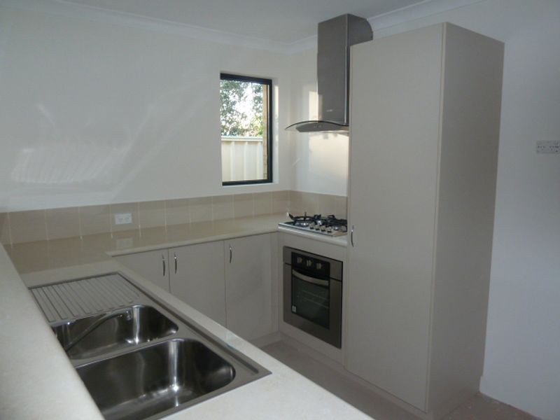 Unit 3/3 Bowden Place, Armadale WA 6112