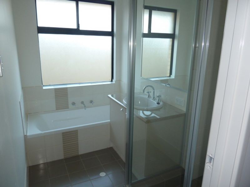 Unit 3/3 Bowden Place, Armadale WA 6112