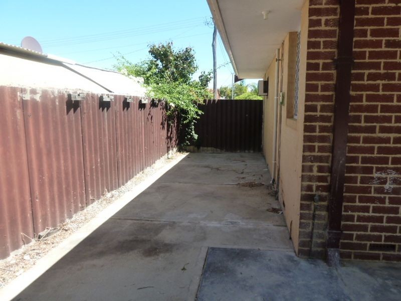 9 Chevalier Way, Thornlie WA 6108