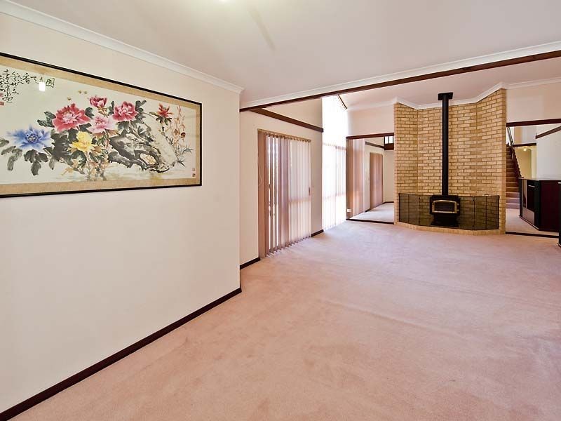 5 Reed Close, Thornlie WA 6108