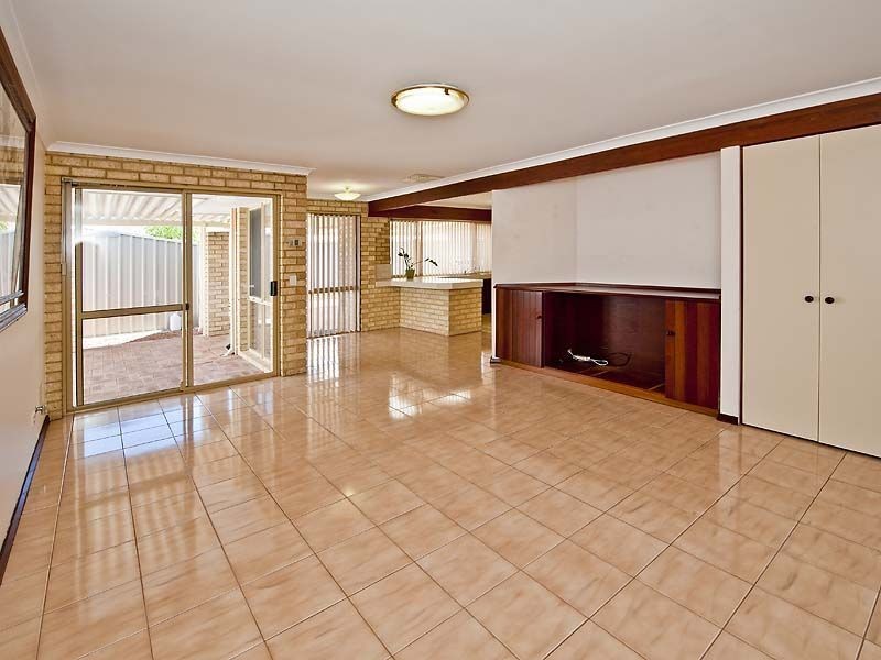 5 Reed Close, Thornlie WA 6108