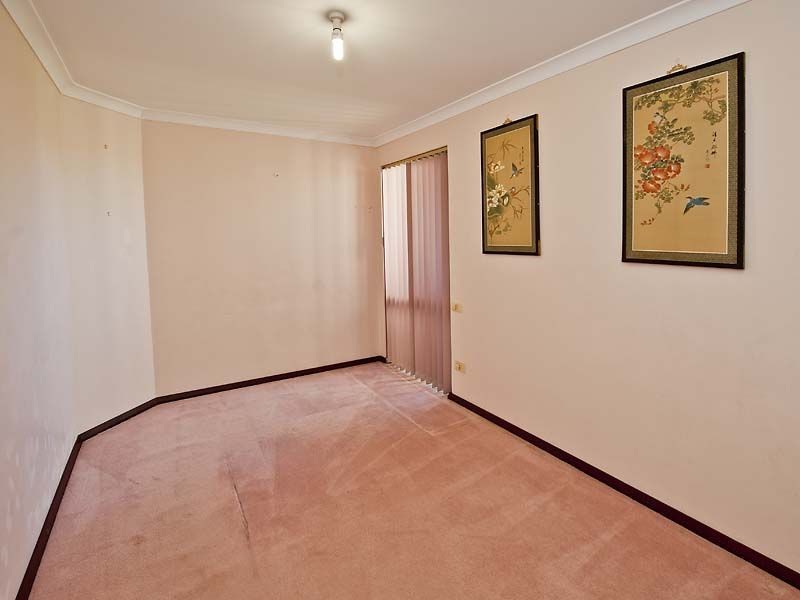 5 Reed Close, Thornlie WA 6108